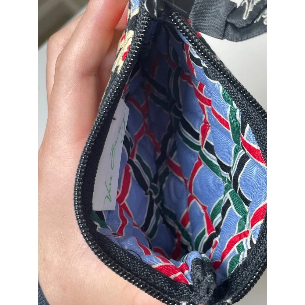 Vera Bradley Quilted Change Pouch Bag Black Floral Pattern‎ Zippered Small